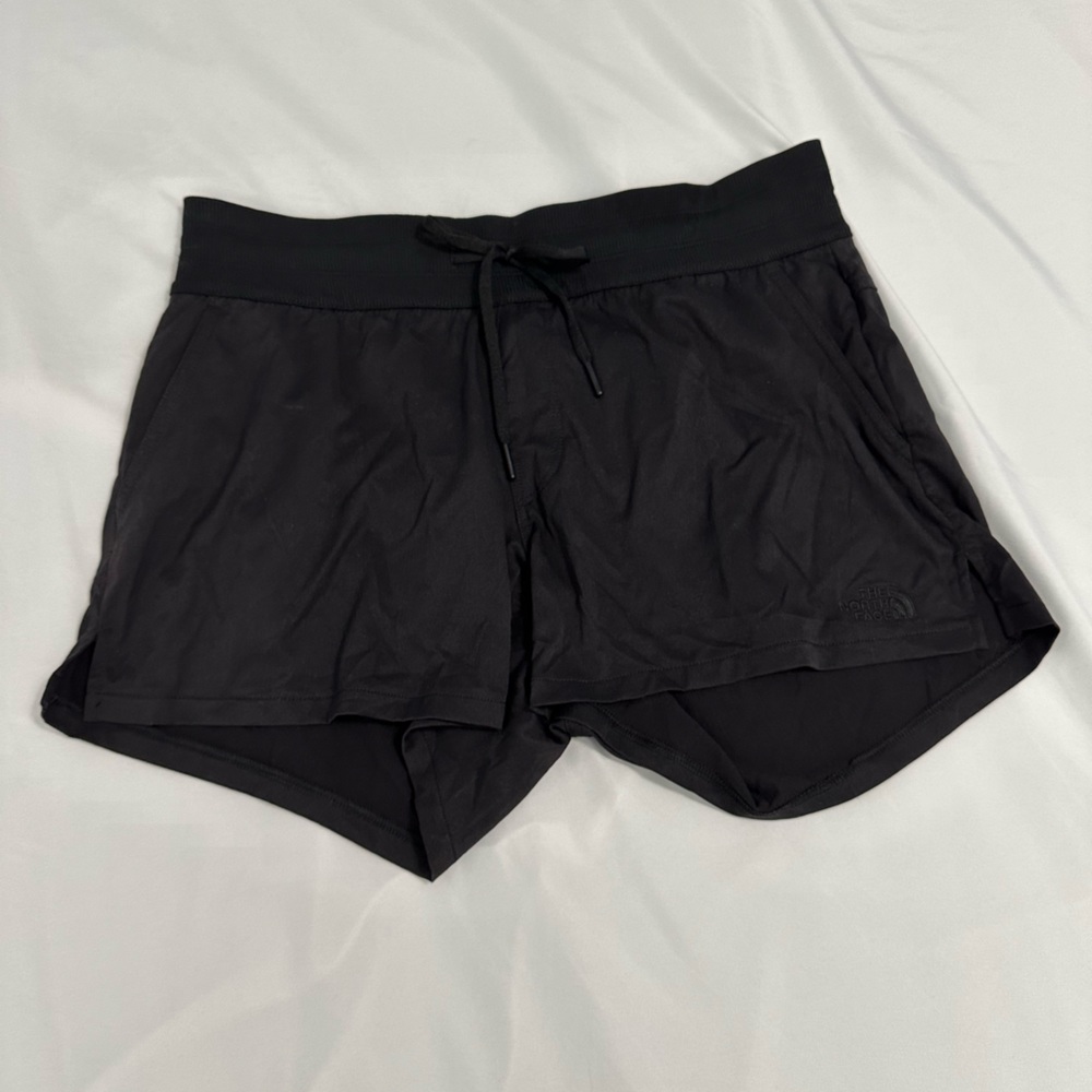 The North Face Shorts NWT